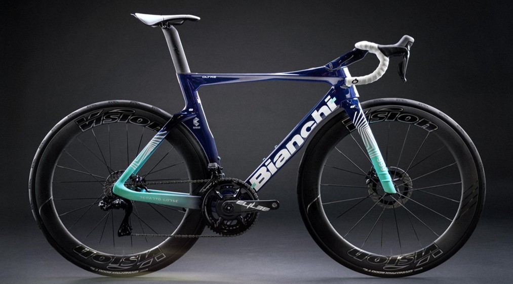 Versão réplica da BIANCHI Oltre RC Team Bahrain Victorious - lançada à venda em 2026