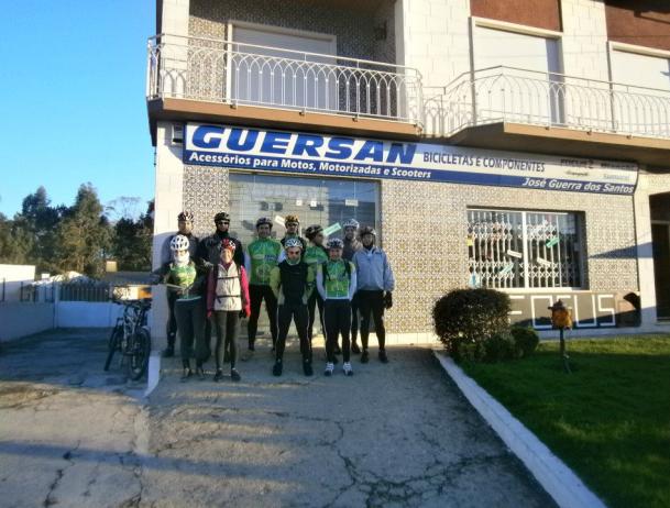 Equipa inicial junto à GUERSAN